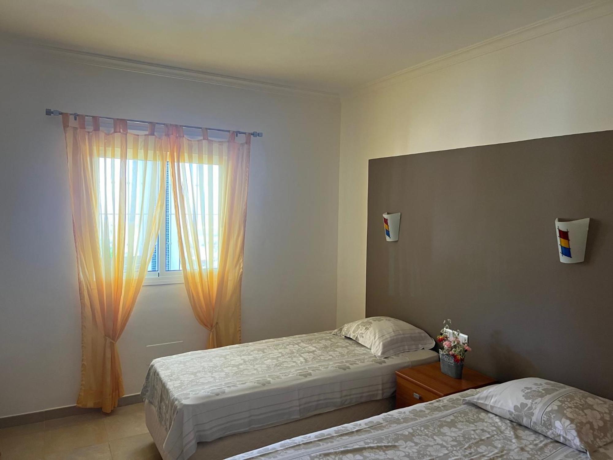 ארנאס Villa Camakini With Heated Pool And Sea View מראה חיצוני תמונה