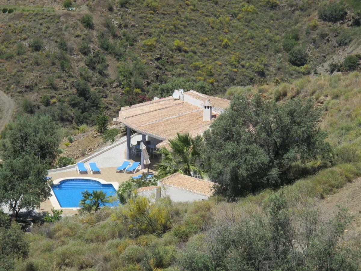 ארנאס Villa Camakini With Heated Pool And Sea View מראה חיצוני תמונה
